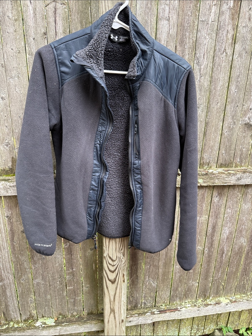 Under Armour Men's Black Sherpa-Lined Jacket with Quilted Shoulders